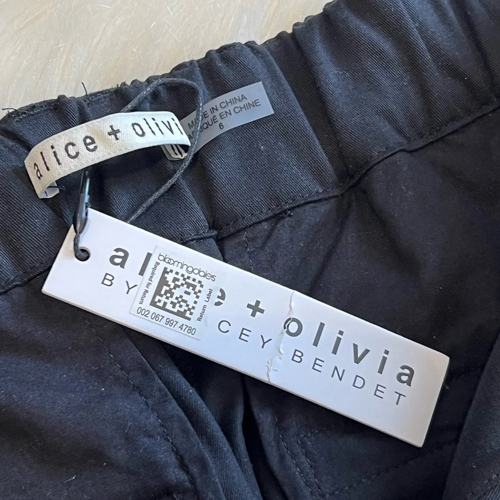 🆕 Alice + Olivia AKERS OVERSIZED CARGO PANT COLOR Black Sz 6 - Picture 13 of 16
